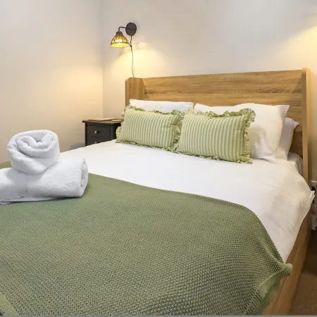 Cosy 2 Bed Viking Bay Cottage