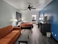 Super 8 by Wyndham Forney/East Dallas - Pet friendly