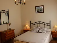 Cozy Rural Tourism Accommodation in Huetor Hotels in Vinuela