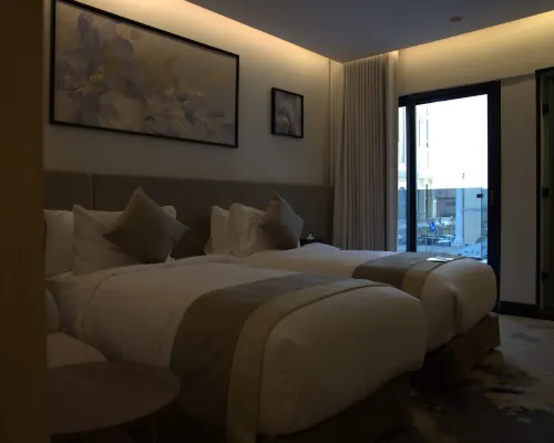 Royal Palace Hotel - Al Olaya Hotels near Localizer Mall