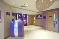 Premier Inn Edinburgh (Princes Street) - parkir