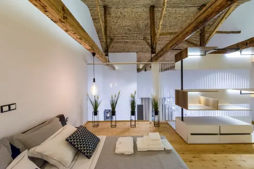 Aigli Seafront Loft-Bespoke Design Gem - pemandangan pegunungan