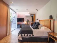 Livin Cuernavaca Hotels near Condesa