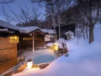 Shirokotsu Onsen Korinoyu-Sasaya - Hot Springs