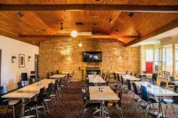 Lilac City Motor Inn & Steakhouse - breakfast