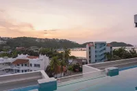 EOS Suites - Rooftop Pools