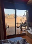 Wadi Rum Luxury Camp - parking
