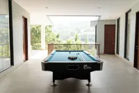 Radiance Hill View 10Br Villa with a Private Heated Swimming Pool - Private Pools