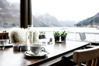 Fjærland Fjordstove Hotell - Завтрак