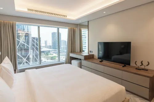 Thirty Five Westbay Luxury Apartments - Homestays