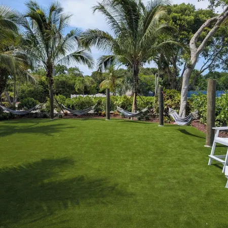 Ocean Oasis at Ocean Pointe Key Largo Pool Jacuzzi Beach in a Safe Gated Resort Hotels in Tavernier