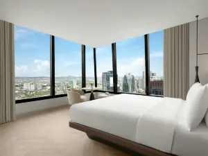 AC Hotel by Marriott Manila