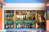 Bay Gardens Hotel - bar