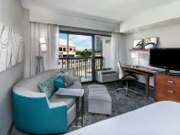 Courtyard by Marriott Oklahoma City Downtown Hotels near Skydance Bridge