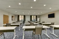 Fairfield Inn & Suites Dalton - parking