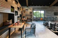Moxy Fayetteville - Hot Tub
