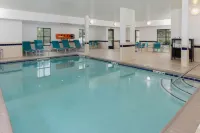 TownePlace Suites Erie - parking