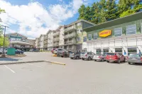 Sandman Hotel and Suites Abbotsford - Parkplatz