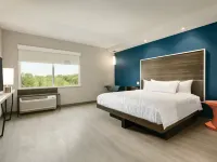 Tru by Hilton Charlotte Ayrsley NC Hotels near Metalmorphosis