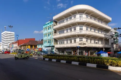 GinGin Hotel, Trang Old Town - breakfast