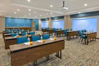 科德角運河歡朋飯店 - 海滩