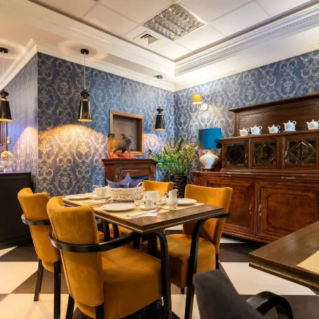 SleepWalker Boutique Suites