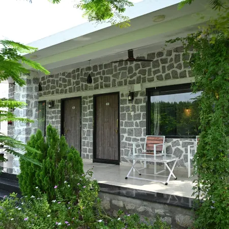 Jawai Empire Resort by Premier Hotels - Luxury Tent & Cottage Stay - Leopard Safari Near Jawai DAM