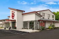 Red Roof Inn Niagara Falls - parkir