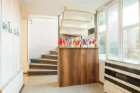 Blossom Hostel - Nhà nghỉ