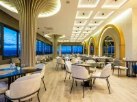 DoubleTree by Hilton Izmir - Alsancak - Airport Shuttle