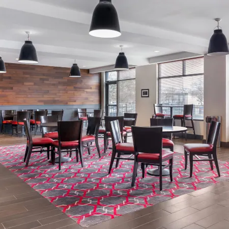 Radisson Hotel Detroit Metro Airport