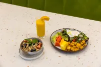 voco Orange County – Airport - breakfast