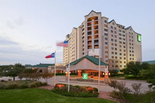 Embassy Suites by Hilton Grapevine DFW Airport North - bar