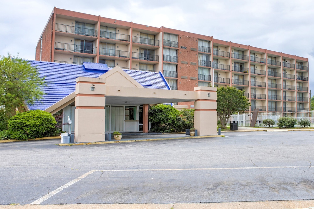 Travel Inn Petersburg Fort Lee