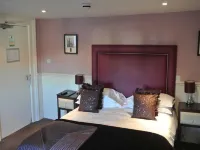 The New Boar Hotels in Abridge
