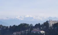 Dekeling Hotel
