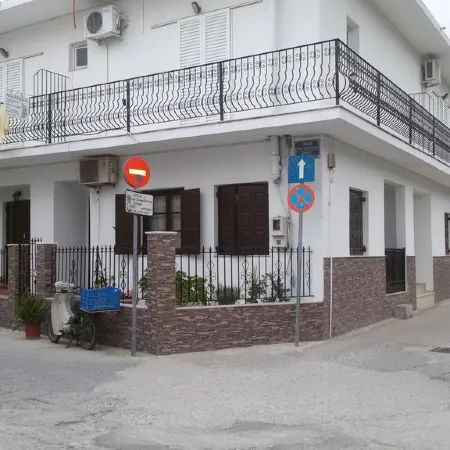 Capella Town, Skiathos