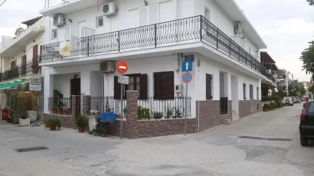 Capella Town, Skiathos Отели в г. Platanias
