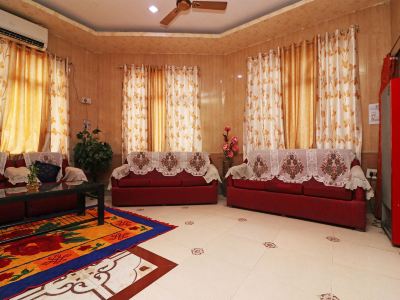OYO 22461 Hotel Pratap Palace