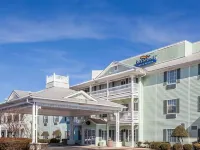 Baymont by Wyndham Decatur Hotels in Decatur