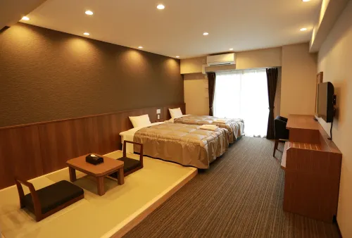 โรงแรมเดอะ เบส ซากาอิฮิงาชิ อพาร์ตเมนต์