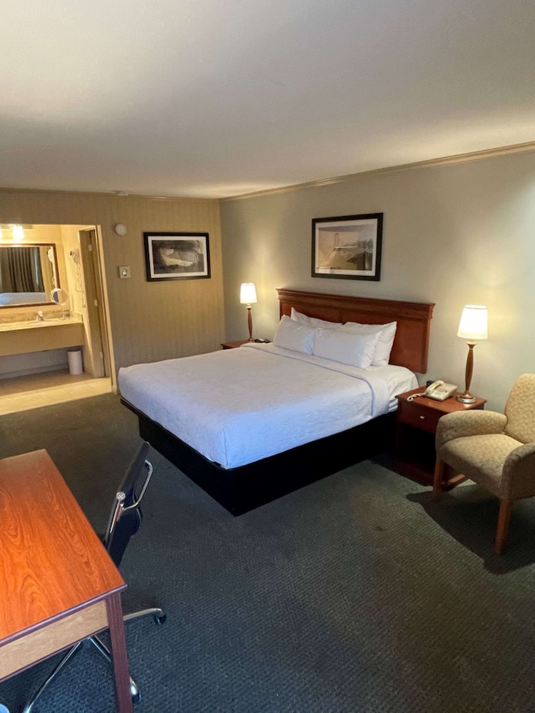 SureStay Plus Hotel by Best Western Mountain View