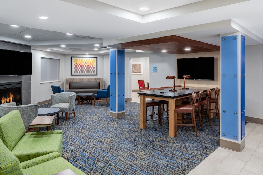 Holiday Inn Express Colorado Springs Airport, an Ihg Hotel