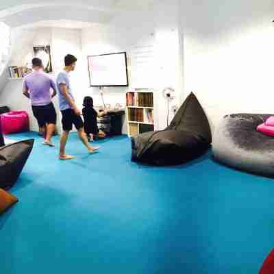 Edm Space Fitness & Recreational Facilities