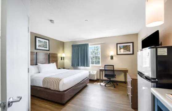 斯特林-華盛頓杜勒斯郊區開放式客房酒店