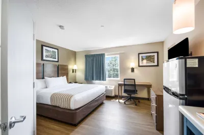 Suburban Studios Sterling - Washington Dulles Hotels in Sterling