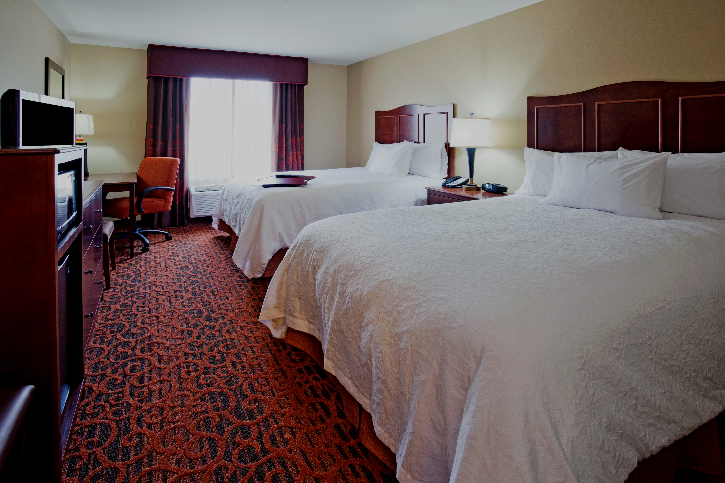 Hampton Inn & Suites Minot