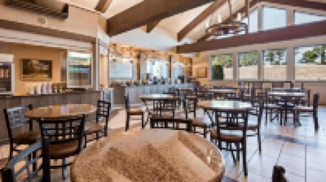 Best Western Plus Silver Saddle Inn