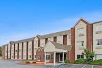 Microtel Inn & Suites by Wyndham Florence/Cincinnati Airport Hotels in Florence