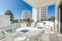 Correeira Luxury Residence T2 C- Albufeira, Pools, Wifi, Bbq, Beach